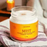 Lumânare parfumată MIST - Chihlimbar, Lemn de Santal, Paciuli, 90g