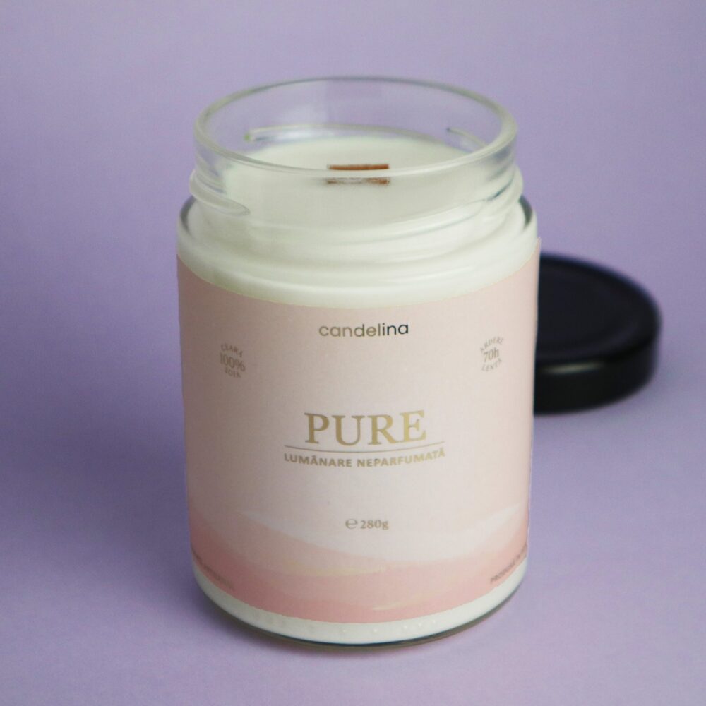 Lumânare fără parfum PURE - Ceară Pură de Soia, 280g, fundal mov