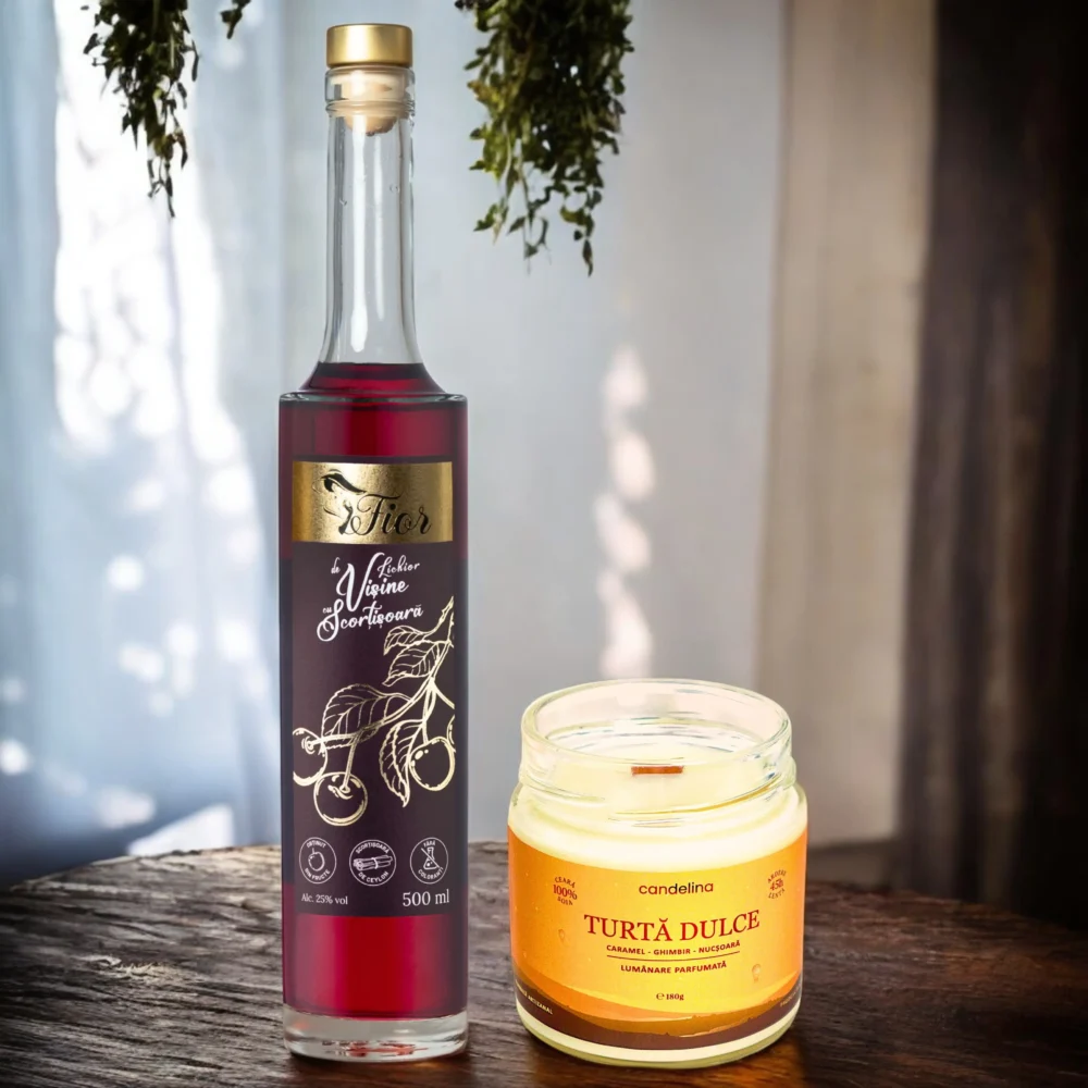 Pachet Cadou, Noapte Lângă Foc, Lumânare Parfumată TURTĂ DULCE x Lichior Nefiltrat de Vișine cu Scorțișoară